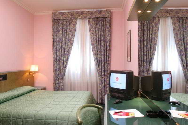 Hotel Argentina Rom Værelse billede
